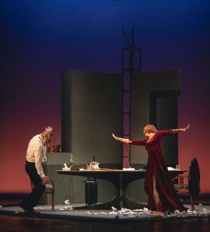 Al Teatro del Popolo in scena ‘Non si fa così’ con Lucrezia Lante della Rovere e Arcangelo Iannace