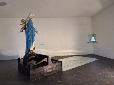 Vettor Pisani, Virginia Art Theatrum (Museo della Catastrofe), Serre di Rapolano